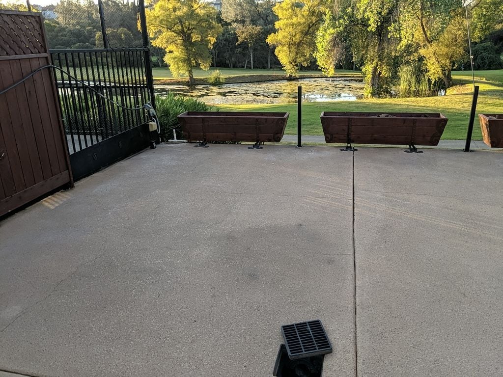 Patios and Pool Coatings 4 patio before croc coatings